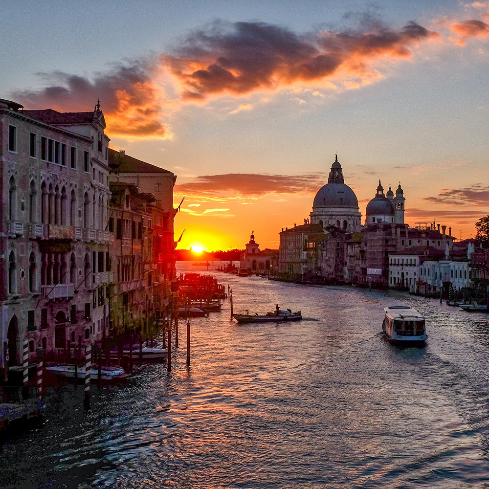 special-places-to-stay-venice-a-weekend-getaway-voyemo